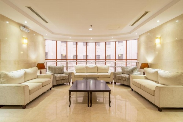 1 Land Premium Hotel image 5